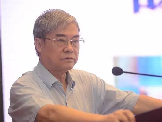 邬贺铨院士：汽车是大型物联网节点，未来汽车创新八成来自电子系统-数字化转型网www.szhzxw.cn。