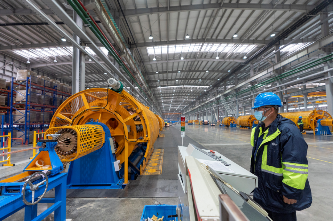 “未来工厂”案例：宁波东方电缆股份有限公司-数字化转型网www.szhzxw.cn