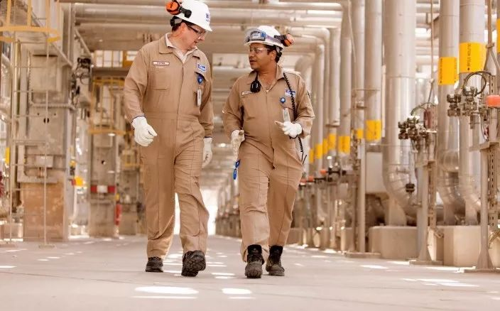 石油巨头道达尔正式与Google联手，石油行业会因人工智能而颠覆吗？-数字化转型网www.szhzxw.cn