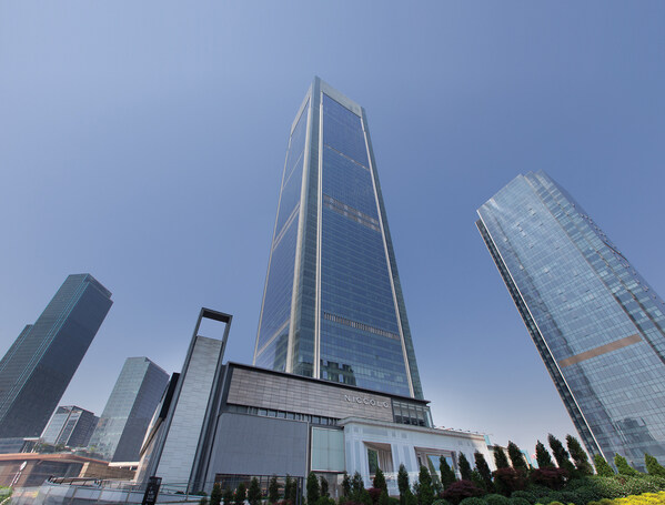 重庆尼依格罗酒店呈献八周年庆典—数字化转型网www.szhzxw.cn