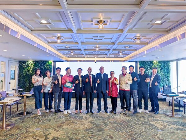 中国酒类流通协会主席团成员与 AWC 集团举行高层会晤-数字化转型网