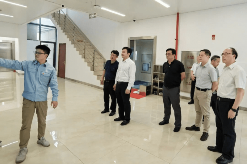 服务央企在沪发展，加快培育先进材料产业
