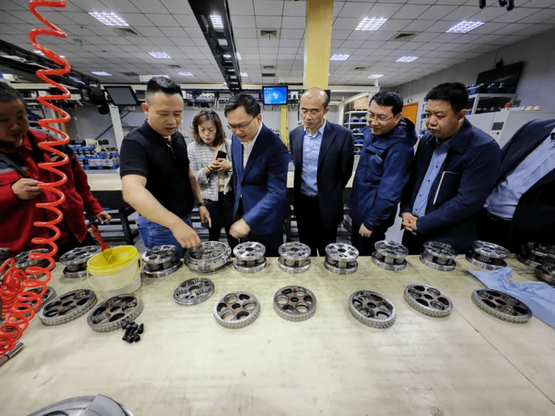推动减速器做优做强，加快机器人自主化发展