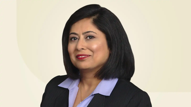 哈特福德首席信息官 Deepa Soni 谈大规模转型