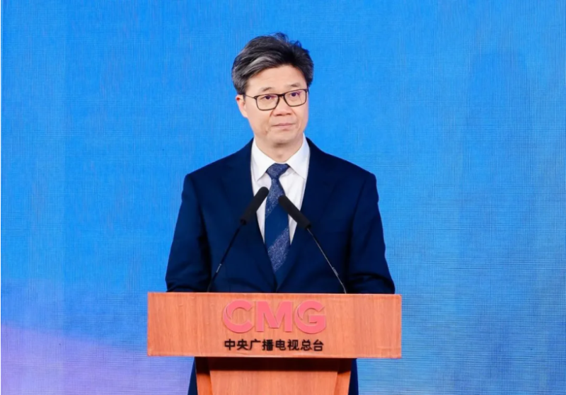 中国移动通信集团有限公司董事、总经理何飚：中国移动大力实施“AI+主动计划”