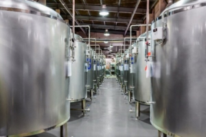 为智能酿造夯实"地基"，立邦中标泸州老窖智能酿造技改地坪项目——数智化转型网www.szhzxw.cn