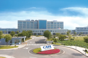 灯塔工厂案例集|宁德时代中国溧阳工厂（江苏时代）：全球锂电行业灯塔工厂的极限制造之路——数智化转型网www.szhzxw.cn