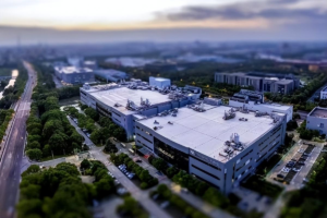 灯塔工厂案例集|西部数据上海工厂：全球存储行业灯塔工厂的精密制造之路——数智化转型网www.szhzxw.cn